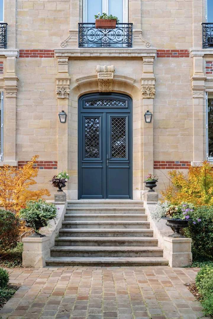 Fabrication de porte sur mesure Borgo