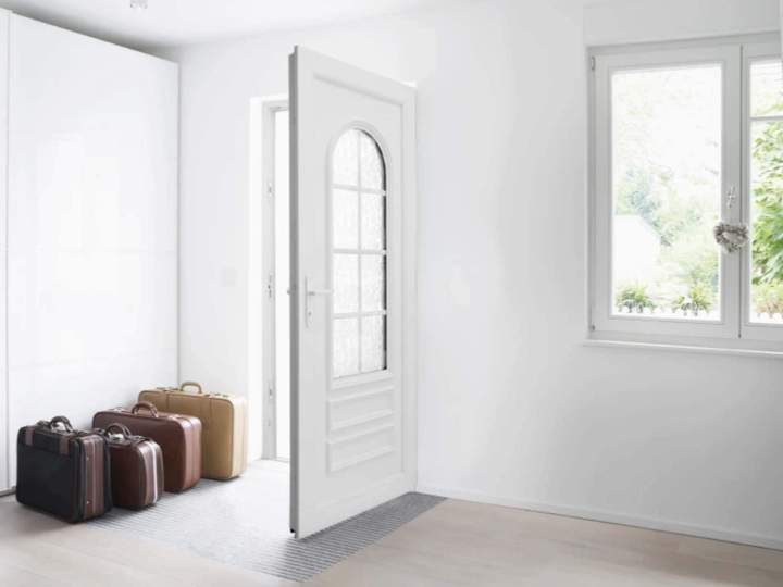 Portes dentrees en pvc fabriquees en france Borgo