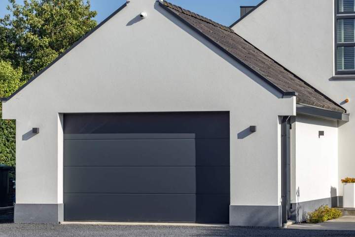 Installation porte garage Borgo